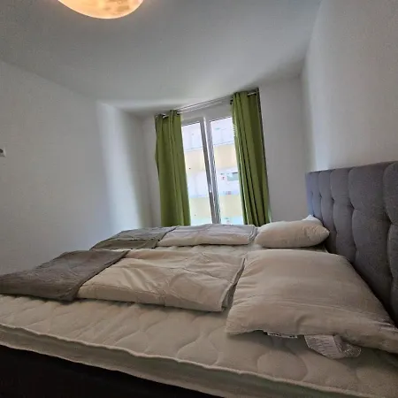 Stylish Apartment In Innsbruck + 1 Parking Spot Exterior foto